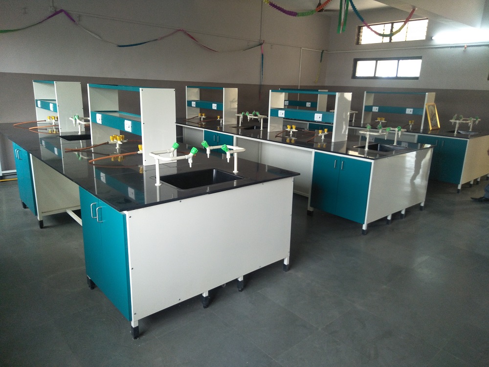 Lab Furniture Manufacturers